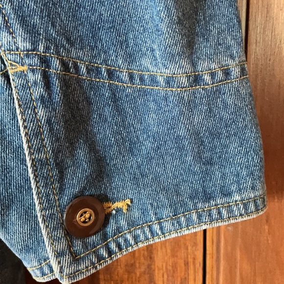 Denim barn jacket. - Picture 5 of 5